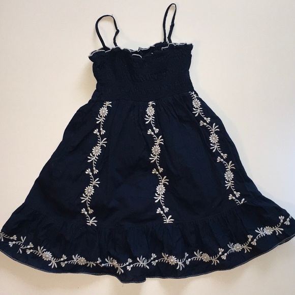 Gap navy floral smocked sun dress XS 4-5 - Picture 3 of 3